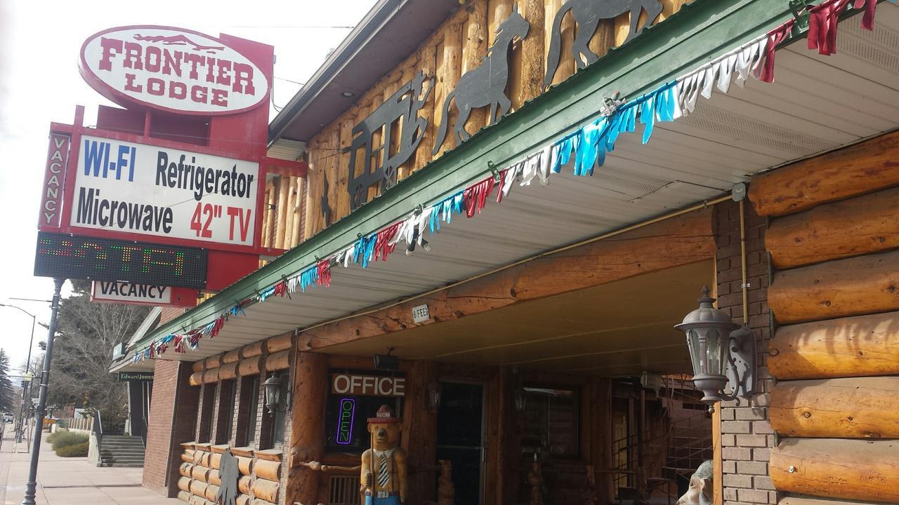 Frontier Lodge Lander Exterior photo
